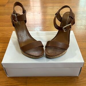 Calvin Klein Nikole Burnished Leather Wedge Cork Sandals Size 8